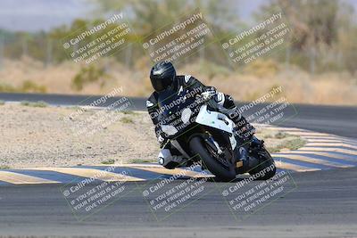 media/Mar-28-2022-Superbike Trackdays (Mon) [[b8603d0f67]]/Open Track Time/Turn 7/